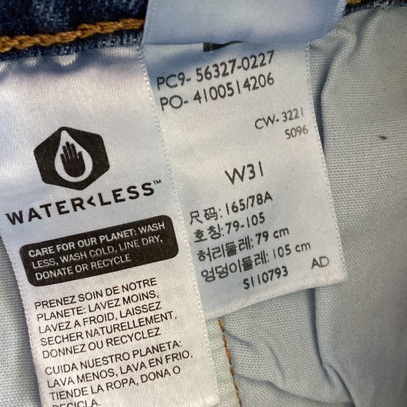 Levi’s 501 31 W Womens worn once shorts - Picture 3 of 4